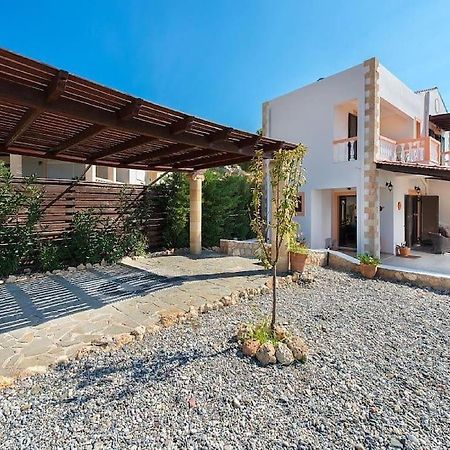 Villa Pefki Exterior photo